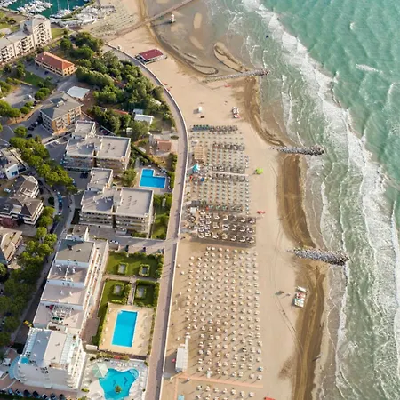 Relax In Our Flat With Sea View Terrace Apartment Bibione