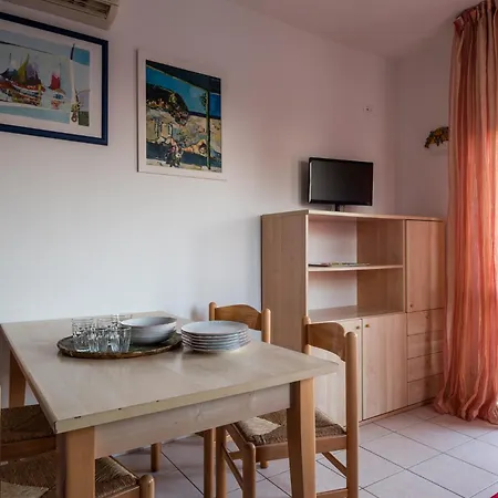 شقة Relax In Our Flat With Sea View Terrace *