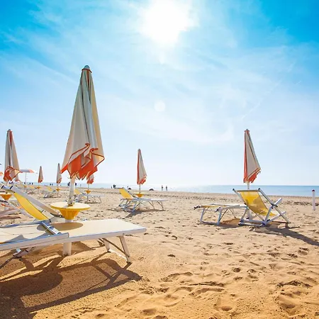 Relax In Our Flat With Sea View Terrace Daire *
